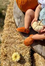 Load image into Gallery viewer, Pumpkin Pie - Organic Cotton Baby Shoes