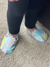 Load image into Gallery viewer, Happy Hues - Organic Cotton Baby Shoes