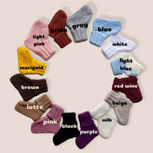 Load image into Gallery viewer, Knitted Booties