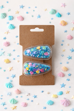 Load image into Gallery viewer, Star Filled Hair Clips

