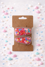 Load image into Gallery viewer, Star Filled Hair Clips
